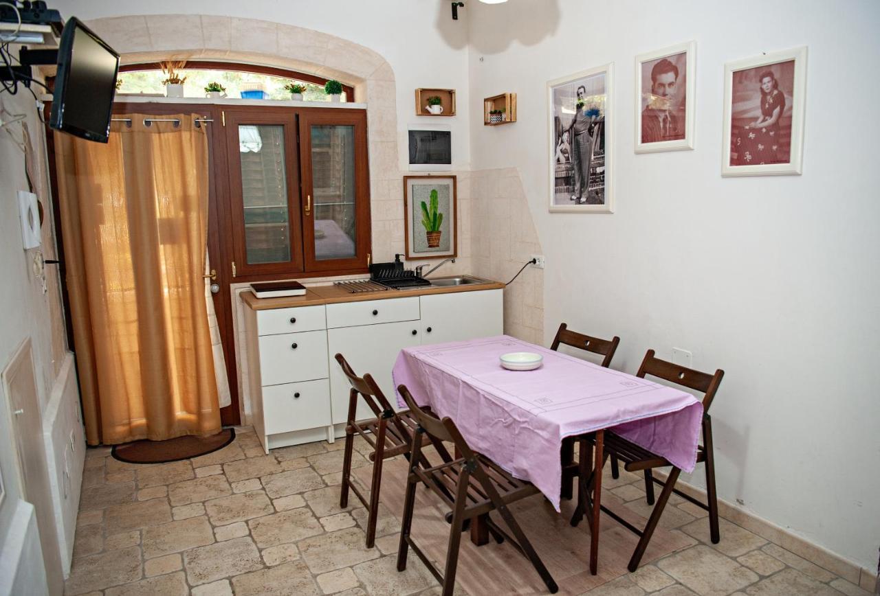 Vacanze Al San Domenico Mola di Bari Extérieur photo